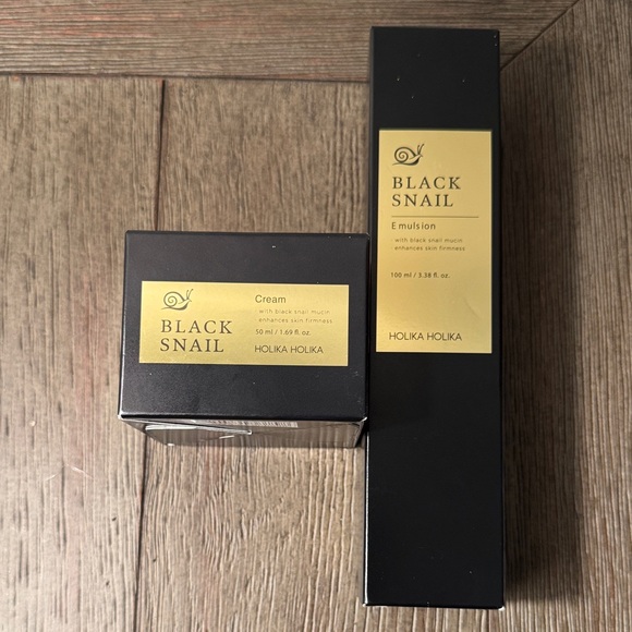 Holika Holika Other - Holika Holika Black Snail Cream and Emulsion Korean Skincare NIP